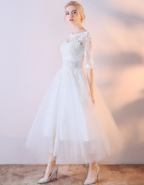 A-Line Jewel Neck Tea-Length Bridal Dress with Lace Flowers Buttons